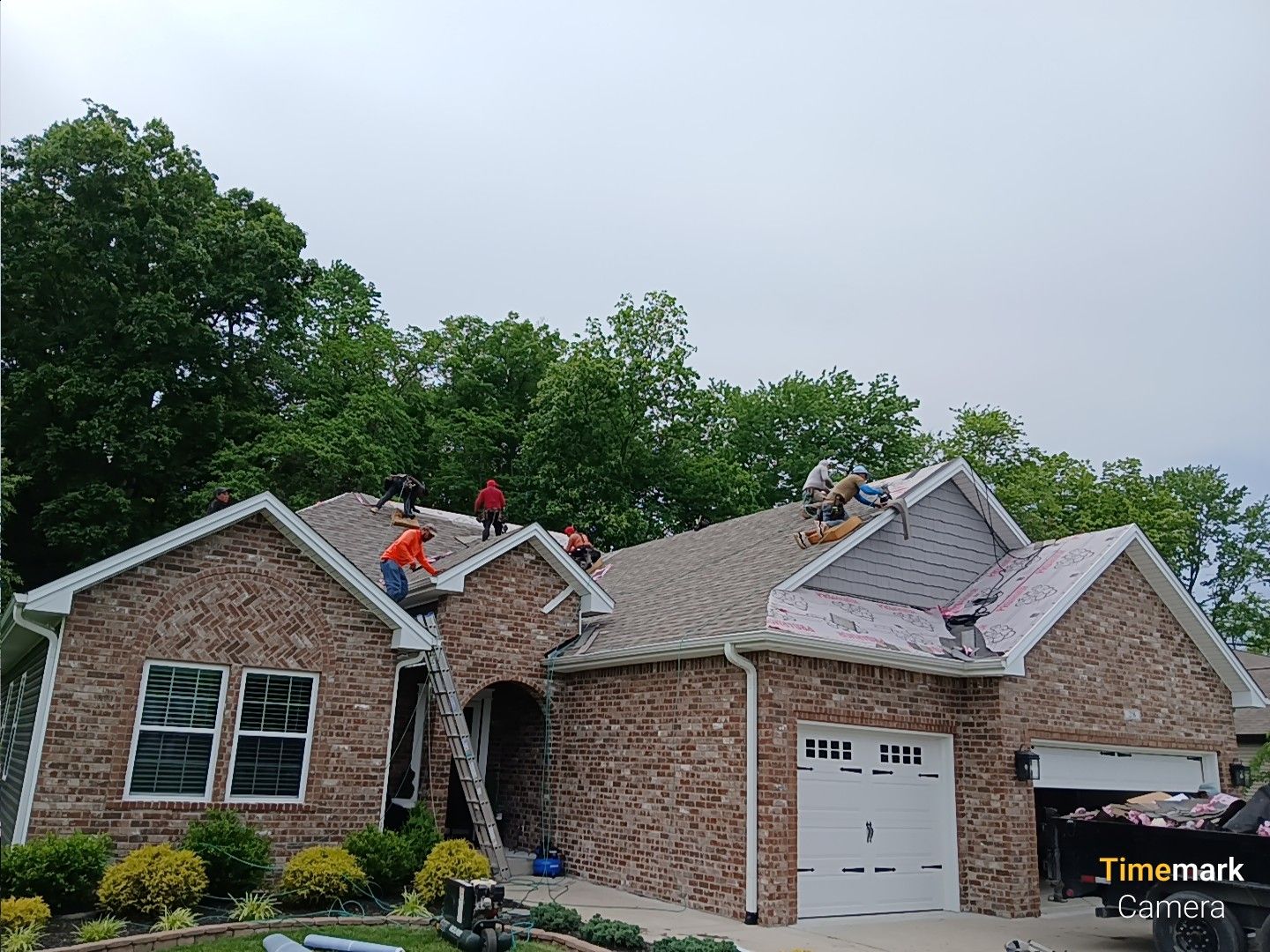 How Soon Should You Repair Roof Damage After a Storm in Scottsburg?
